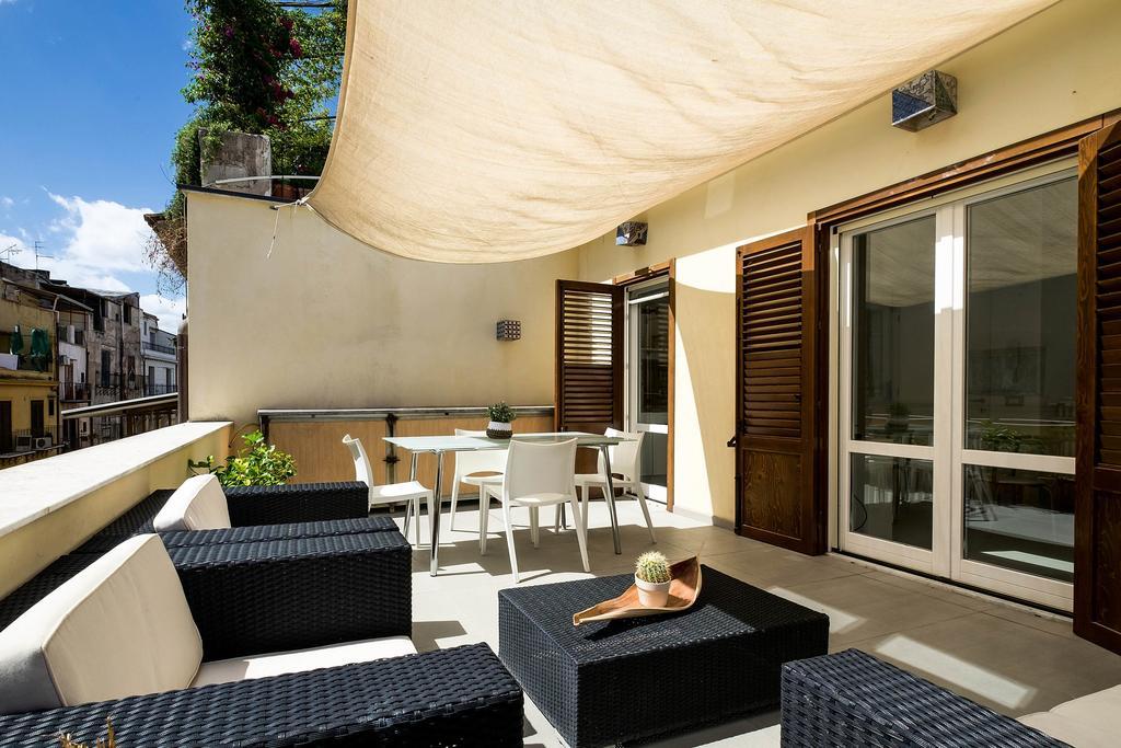 Appartement Cassari Upartments à Palerme Extérieur photo